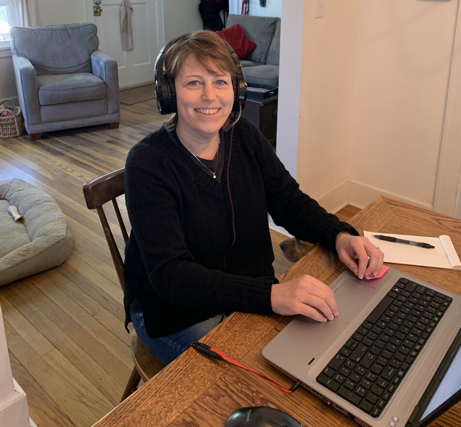 Librarians are staffing the Virtual Information Center from their homes.